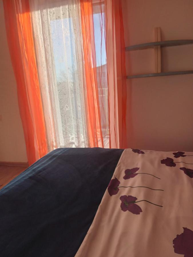 Monika Hotel Kmeti ภายนอก รูปภาพ